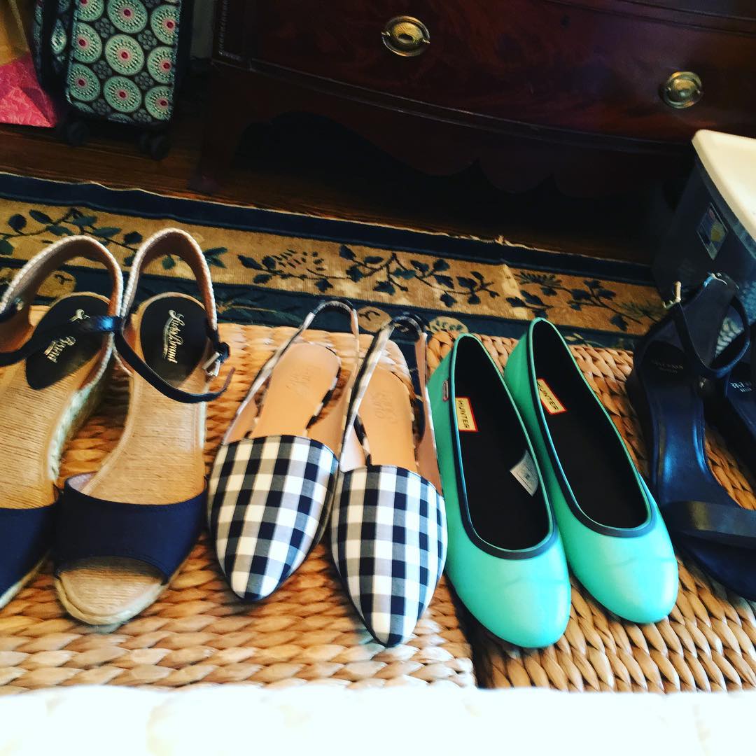 Upping my shoe situation as I gear up for the upcoming THE WEEKENDERS book tour, thanks to clearance sale at @nordstromrack. I hit the road May 16