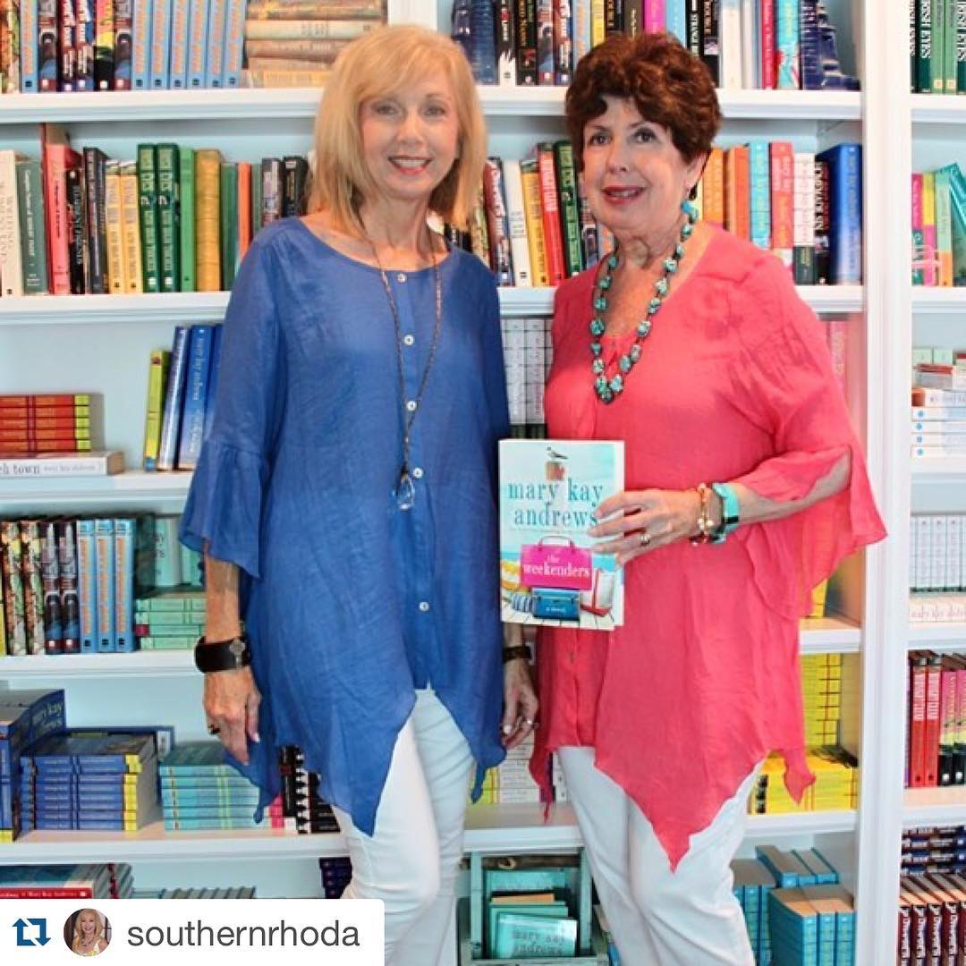 Today is the last day to vote for your favorite @glamourfarmsboutique outfit. You can cast your vote on my website. Aren't @southernrhoda and I adorable in our matching tops??? @southernrhoda with @repostapp.
・・・
Big fun giveaway going today with my pal, NYC Times best selling author @marykayandrews and I! We've cooked up a fun promotion to celebrate her newest book, The Weekenders, which hits stores May 17th! Mary Kay will be on book tour for 6 weeks & @glamourfarmsboutique is outfitting her in some cute summer outfits & we want YOU to vote for your fave. Winner will get this fab prize:
1️⃣ $50 gift card to shop at @glamourfarmsboutique . 
2️⃣ MKAs new book, The Weekender, plus her fave things!
3️⃣ Beautiful hand crafted prism necklace from @lucysinspired. 
Can you stand it?? Head over to my blog, fill out the Rafflecopter & leave a comment & you just might be the winner!! Be sure and follow both @marykayandrews and @lucysinspired if you aren't already. Lots of inspiration with these two ladies